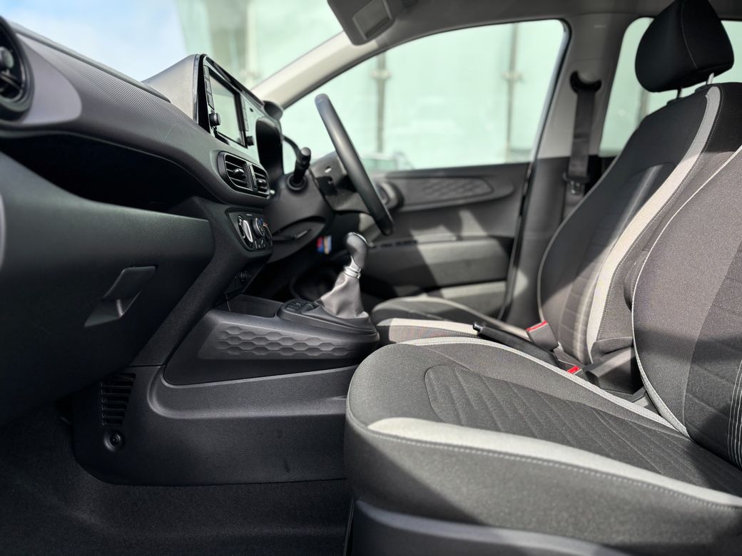 2022 Hyundai i10