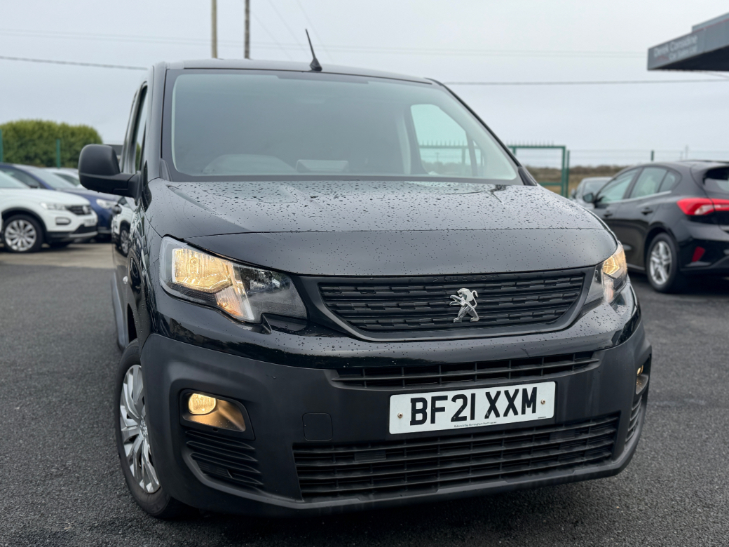 2021 Peugeot Partner