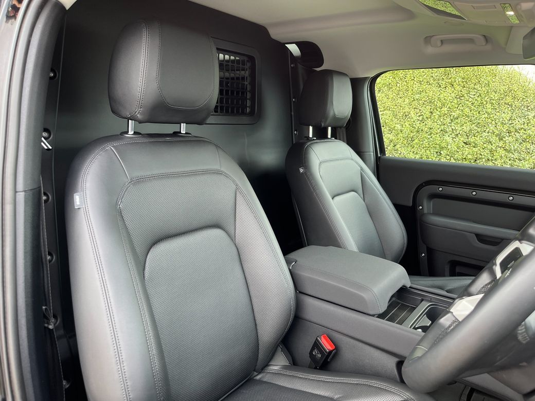 2023 Land Rover Defender