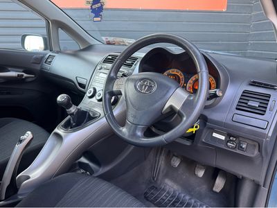 2008 Toyota Auris