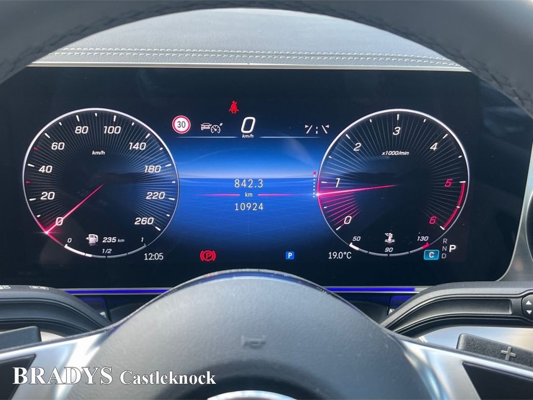 2025 Mercedes-Benz V Class