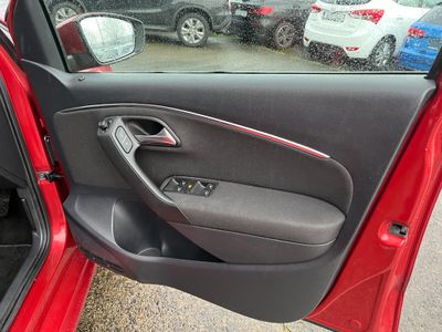 2015 Volkswagen Polo