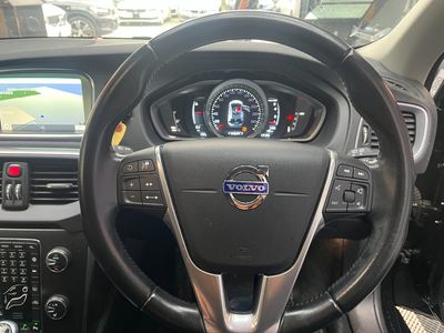 2015 Volvo V40