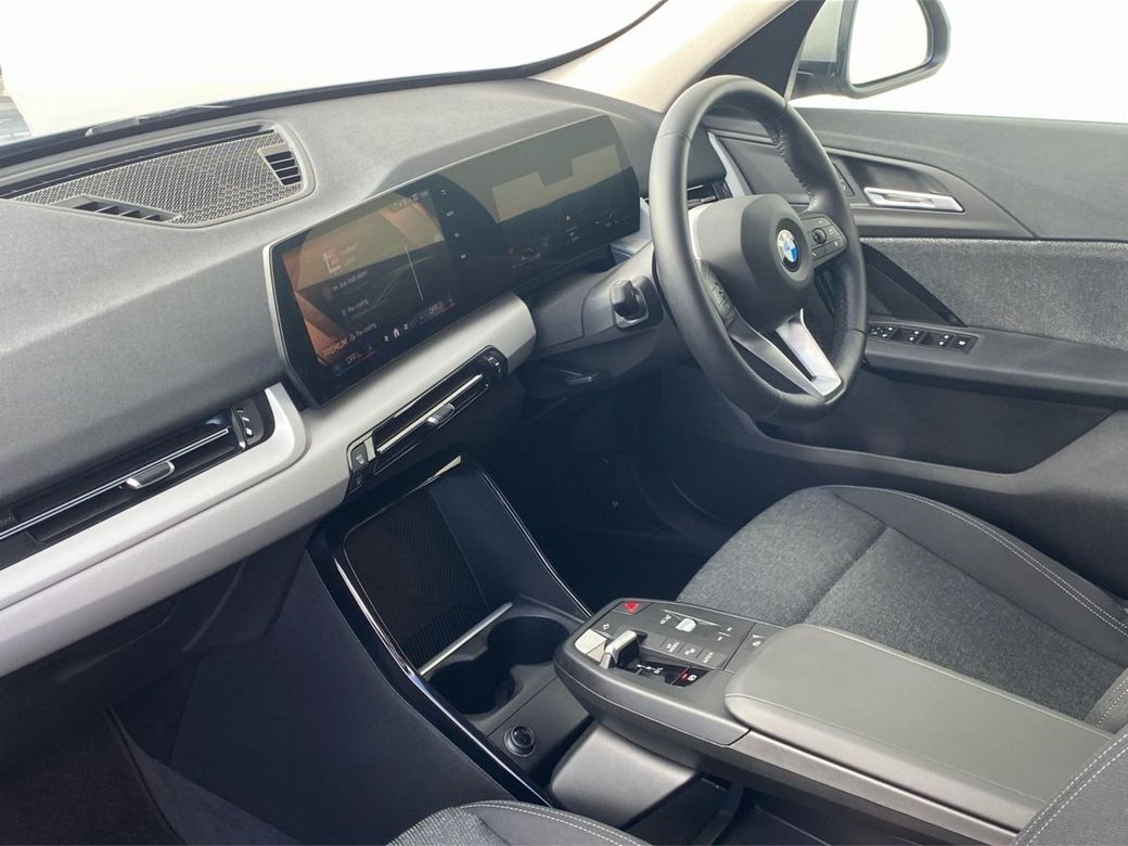 2025 BMW X1