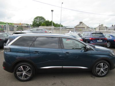 2022 Peugeot 5008