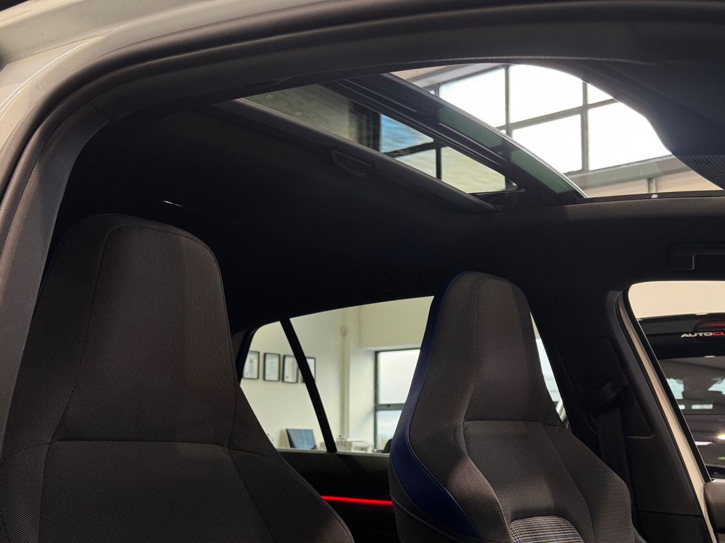 2021 Volkswagen Golf