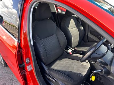 2015 Peugeot 208