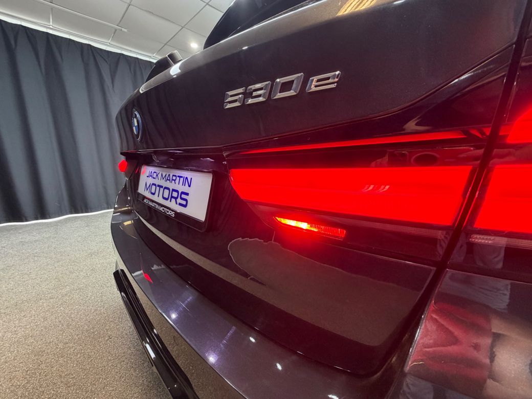 2022 BMW 5 Series