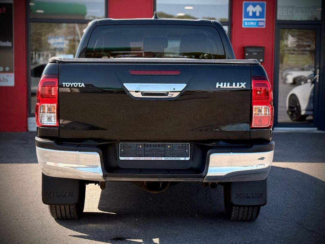2022 Toyota Hilux