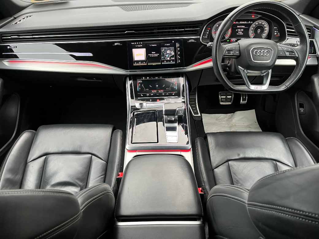 2022 Audi Q8
