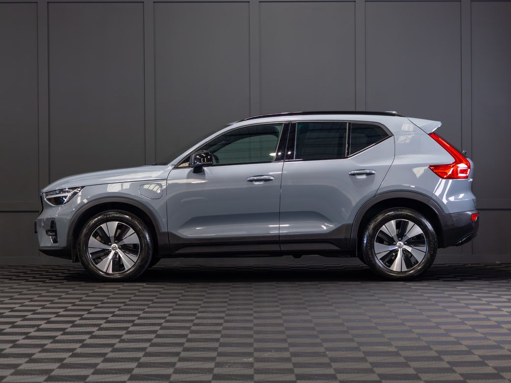 2022 Volvo XC40