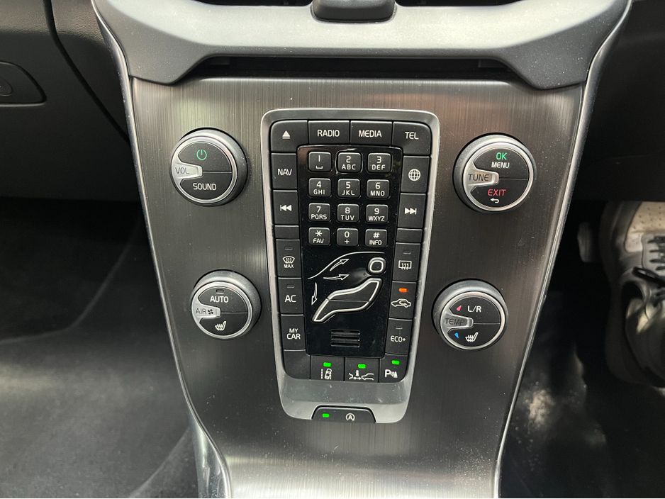 2015 Volvo V40