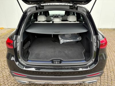 2025 Mercedes-Benz GLC Class