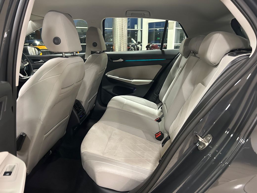2024 Volkswagen Golf