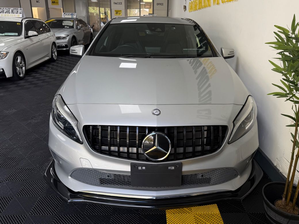 2017 Mercedes-Benz A 180