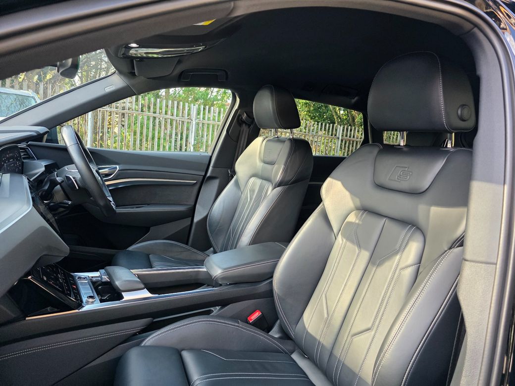 2022 Audi e-tron