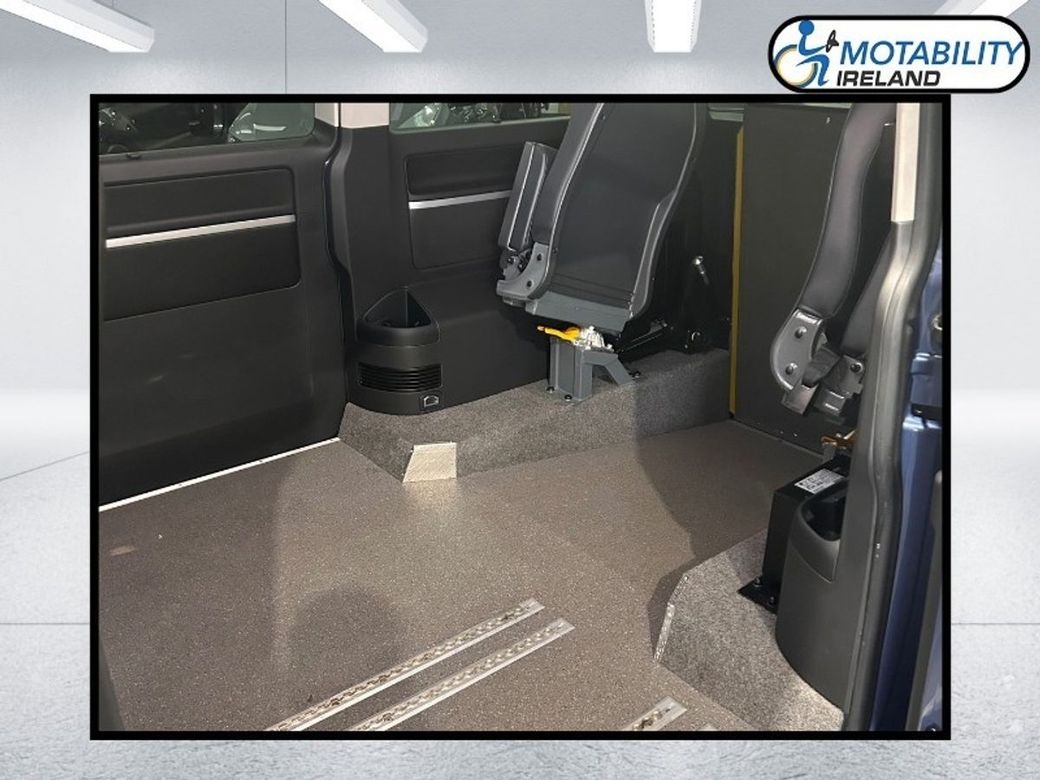 2020 Volkswagen Caravelle
