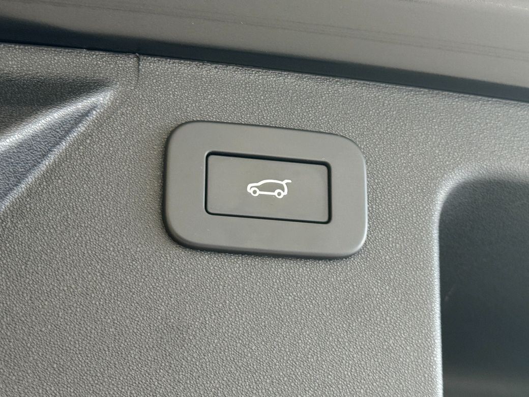 2025 Land Rover Discovery Sport