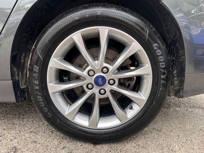 2021 Ford Mondeo