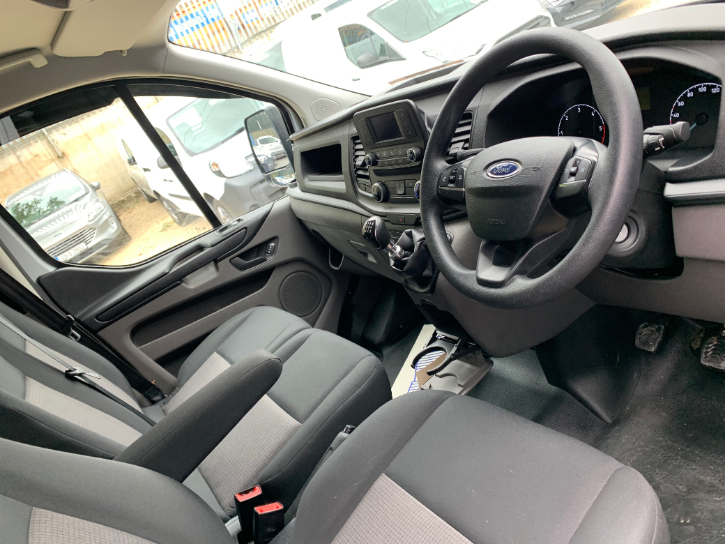 2023 Ford Transit Custom