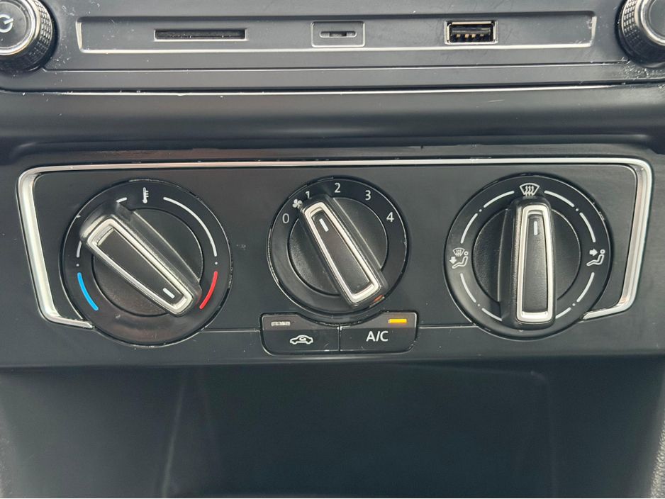 2014 Volkswagen Polo