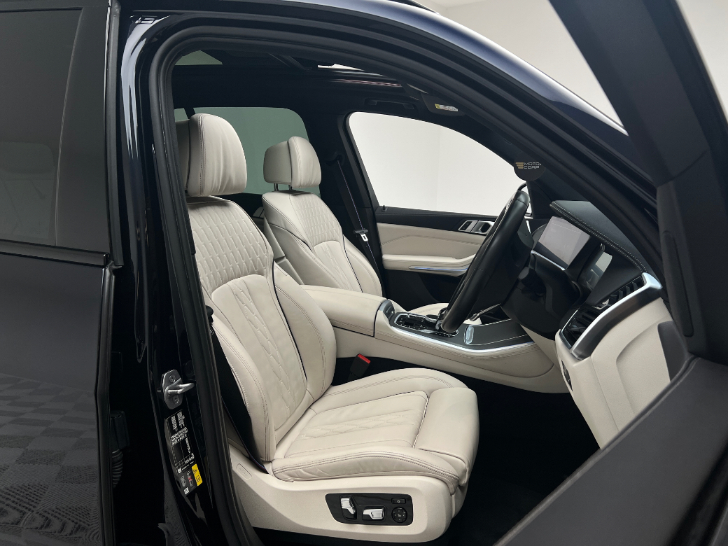2022 BMW X5