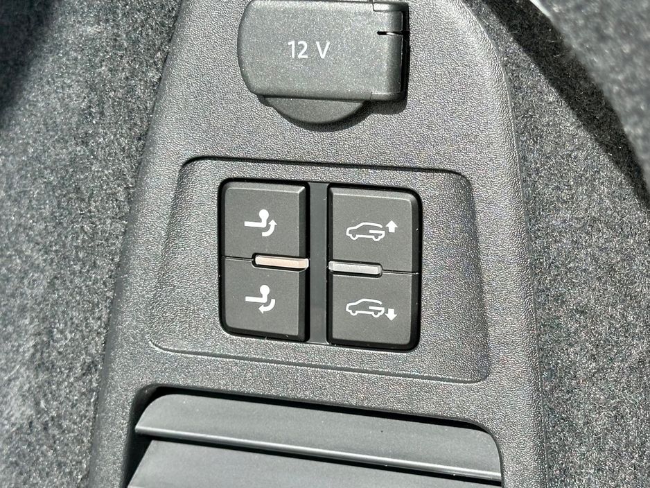 2025 Volkswagen Touareg