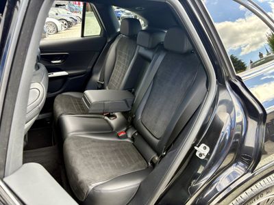 2025 Mercedes-Benz GLC Class