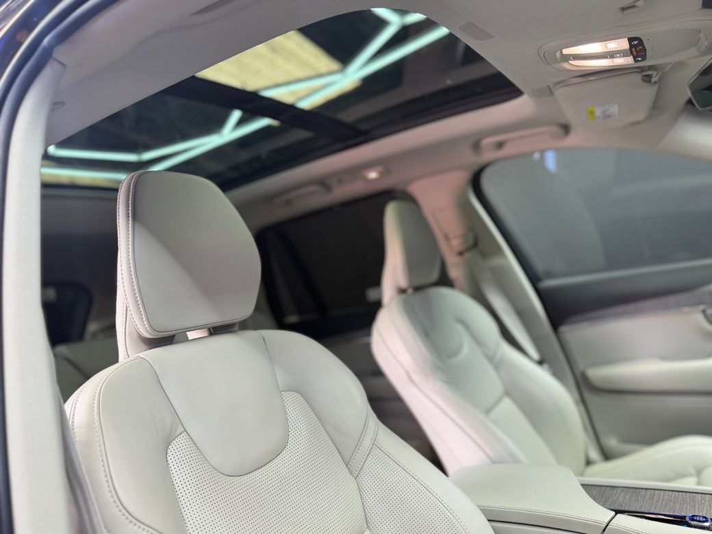 2023 Volvo XC90