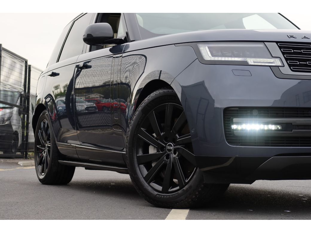 2025 Land Rover Range Rover