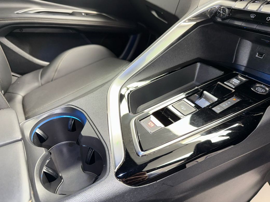 2024 Peugeot 3008