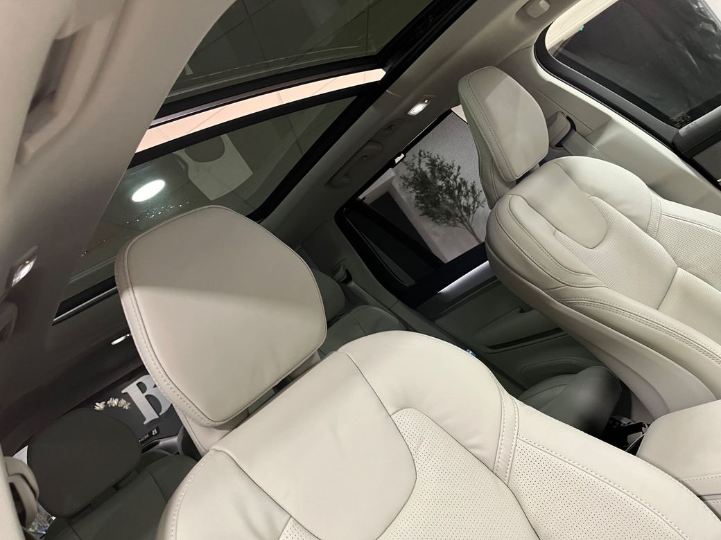 2025 Volvo XC90