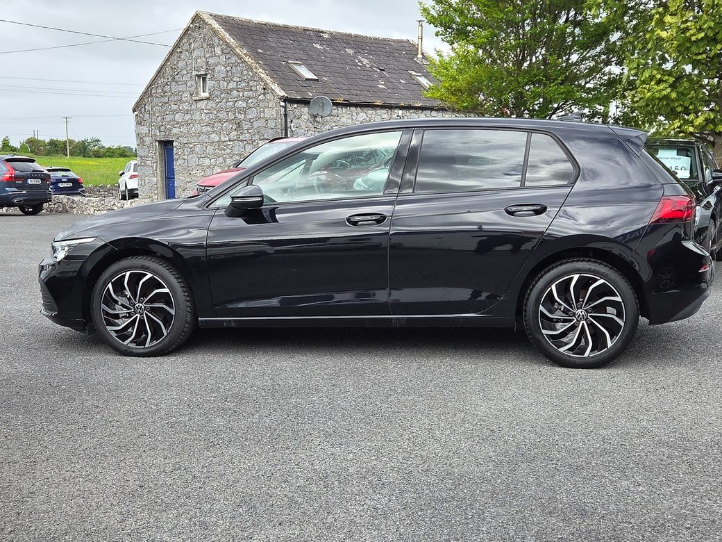 2024 Volkswagen Golf