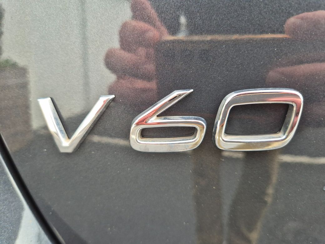 2017 Volvo V60 Cross Country