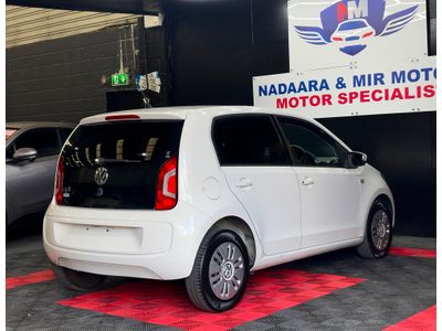 2013 Volkswagen up!