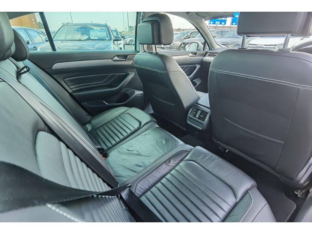 2022 Volkswagen Passat