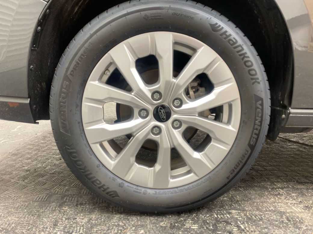 2026 Ford Tourneo Connect
