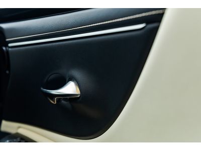 2023 Lexus ES 300h
