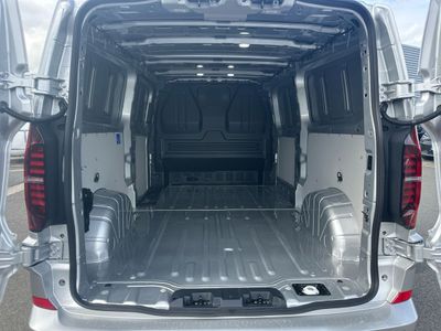 2025 Volkswagen Transporter