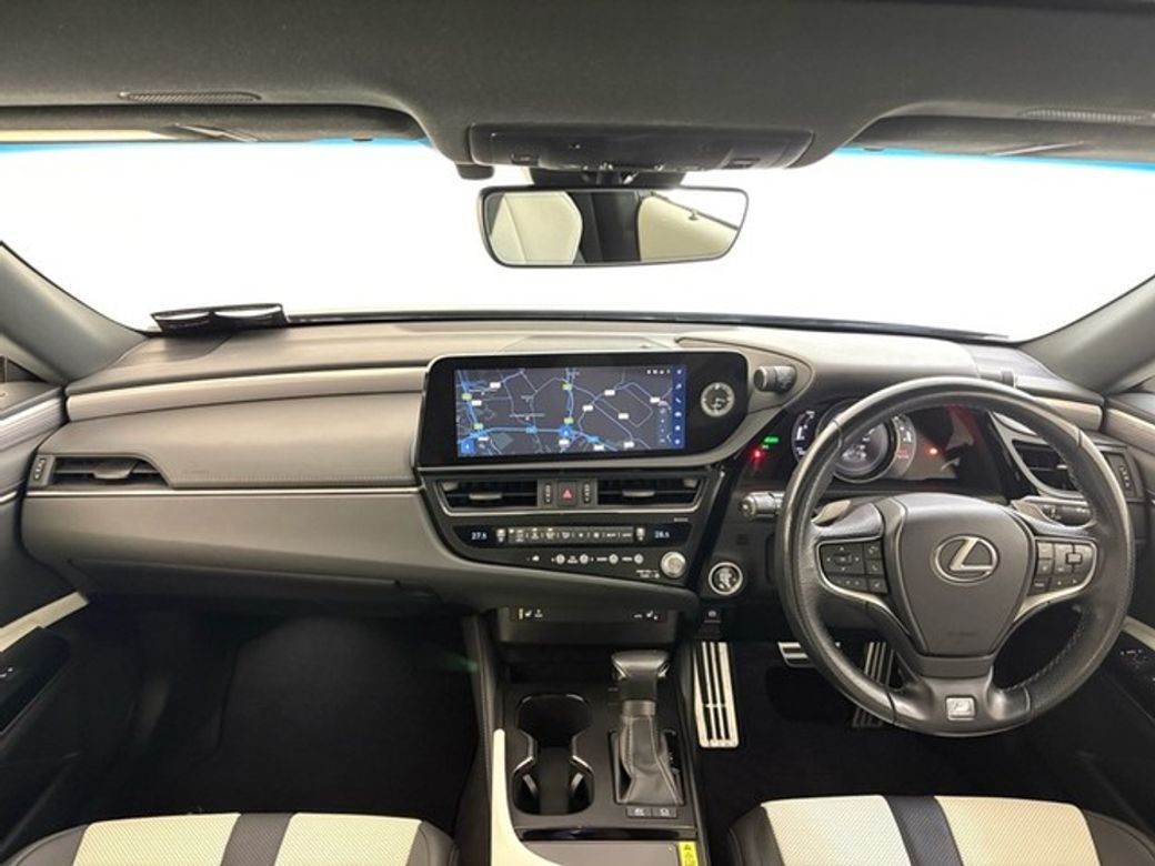 2023 Lexus ES 300h
