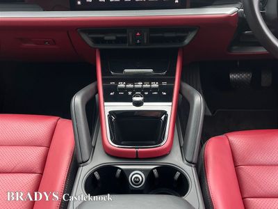 2024 Porsche Cayenne