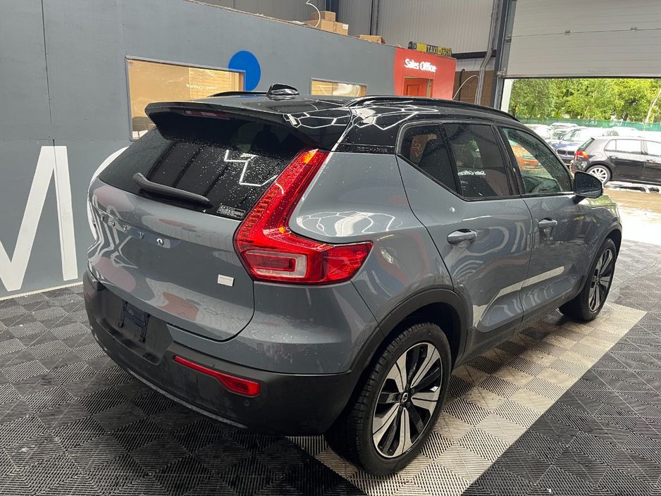 2022 Volvo XC40