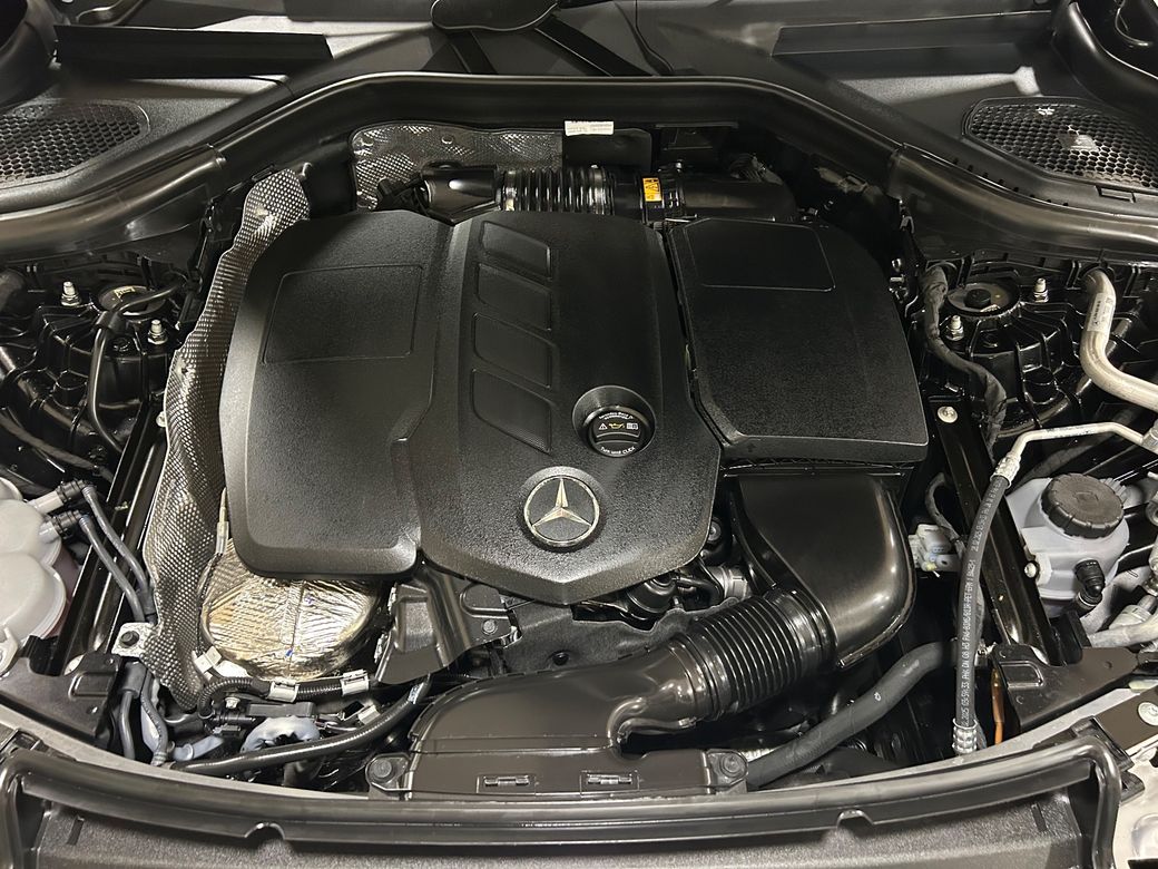 2025 Mercedes-Benz GLC Class