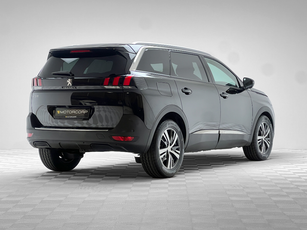 2023 Peugeot 5008