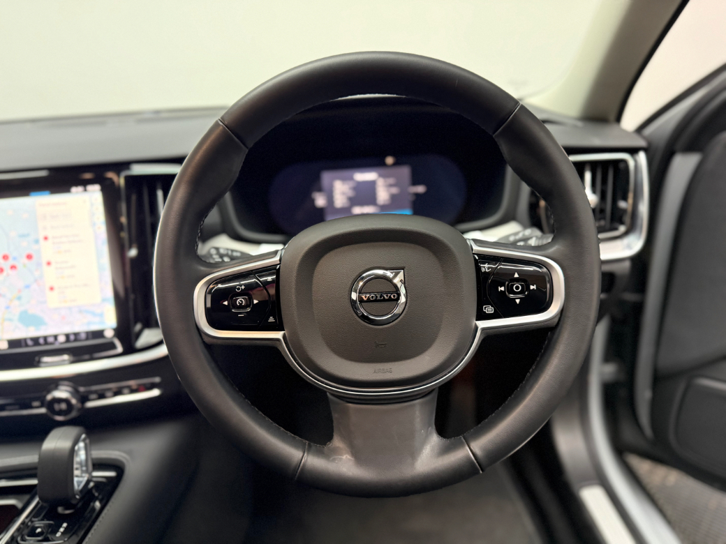 2025 Volvo V60