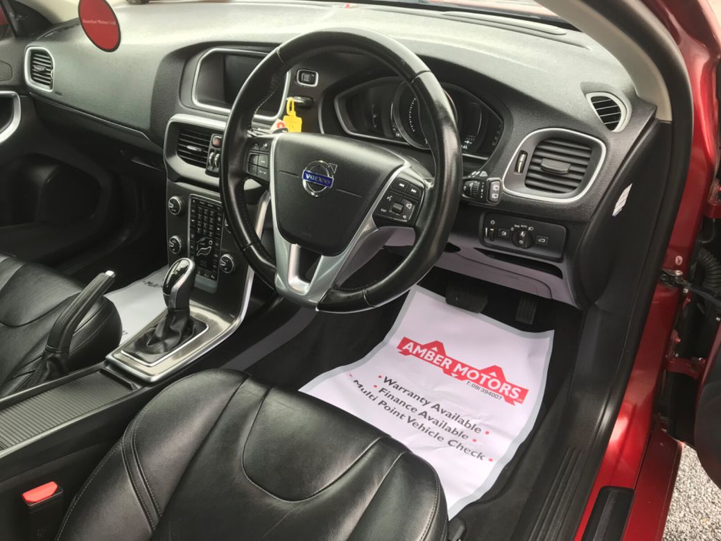 2016 Volvo V40