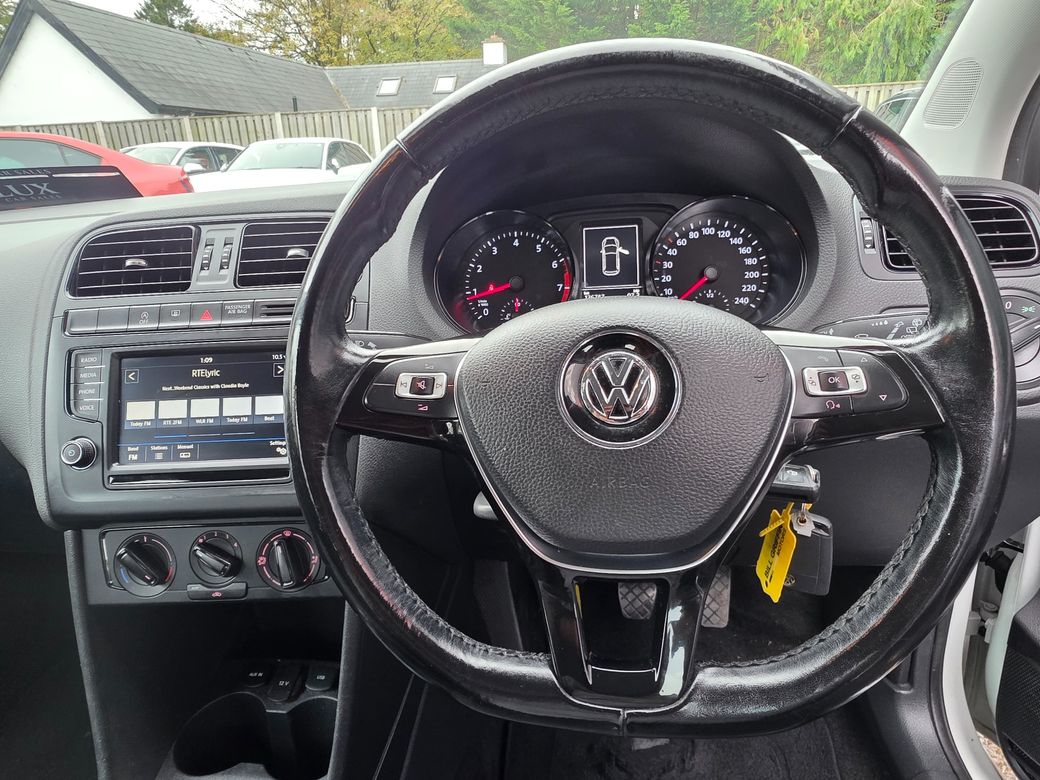 2017 Volkswagen Polo