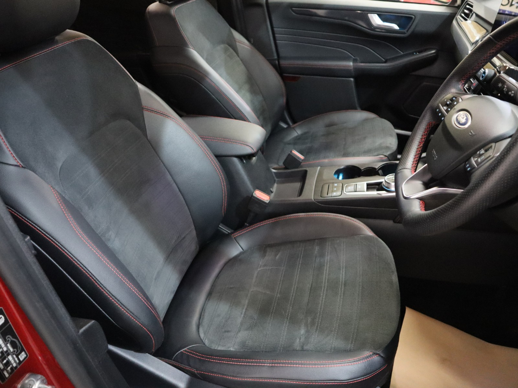 2022 Ford Kuga