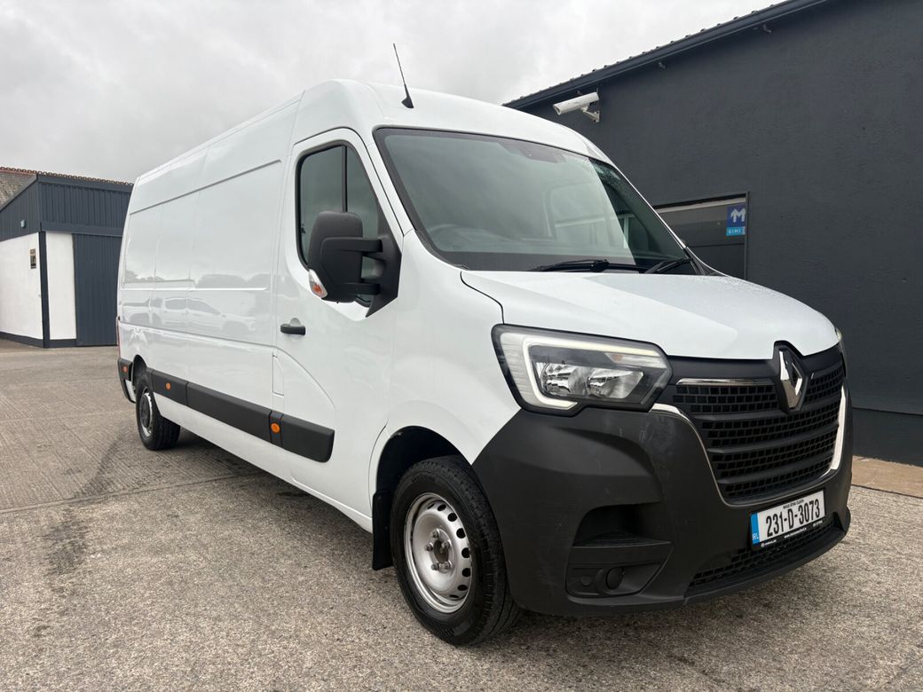 2023 Renault Master