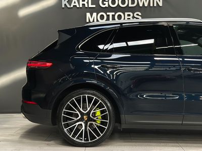 2022 Porsche Cayenne